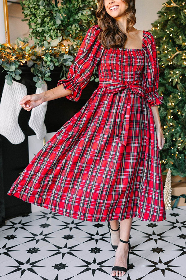 Beautifully Crafted Dress in a Classic Style