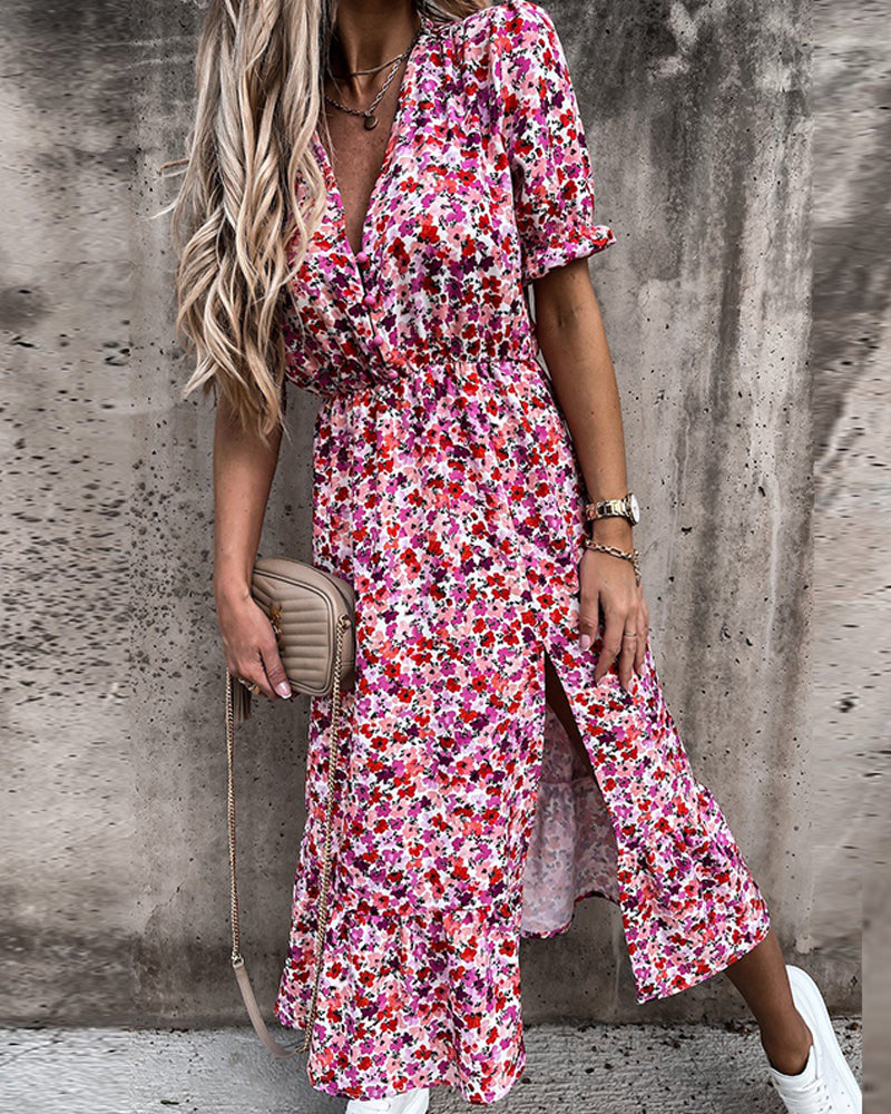 Well Tailored Dress with a Graceful Silhouette