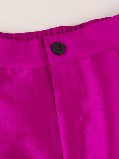 Well Tailored Pants with a Graceful Silhouette