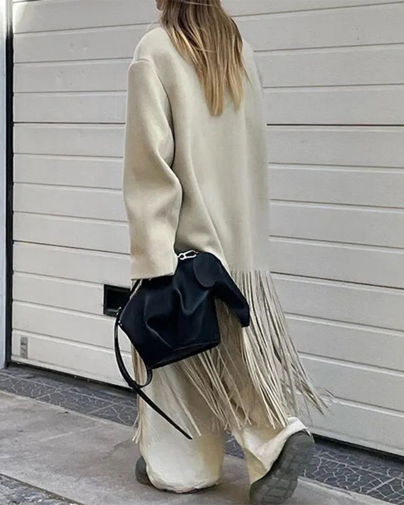 Gracefully Styled Coat for Any Occasion