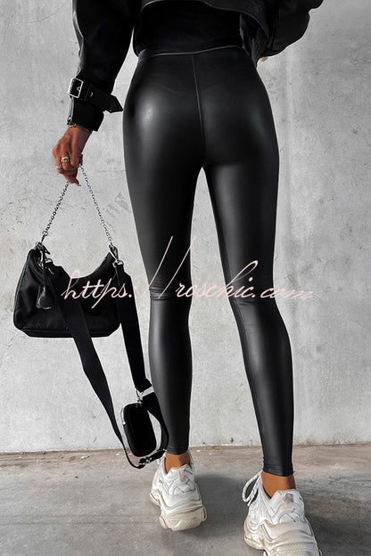 Well Tailored Pants with a Graceful Silhouette