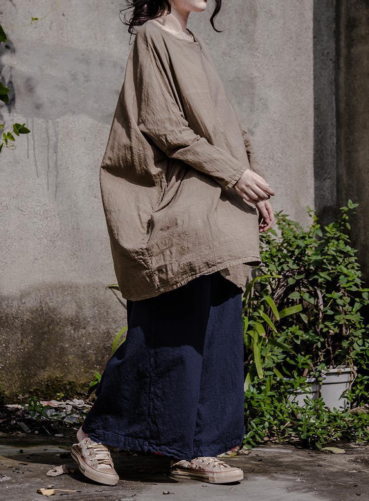 Well Tailored Pants with a Graceful Silhouette
