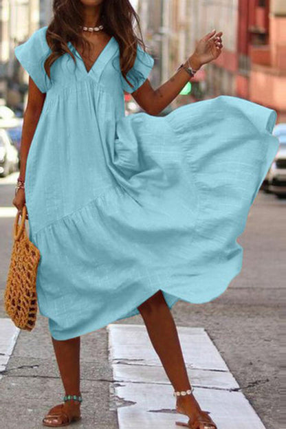 Beautifully Finished Dress in a Timeless Design