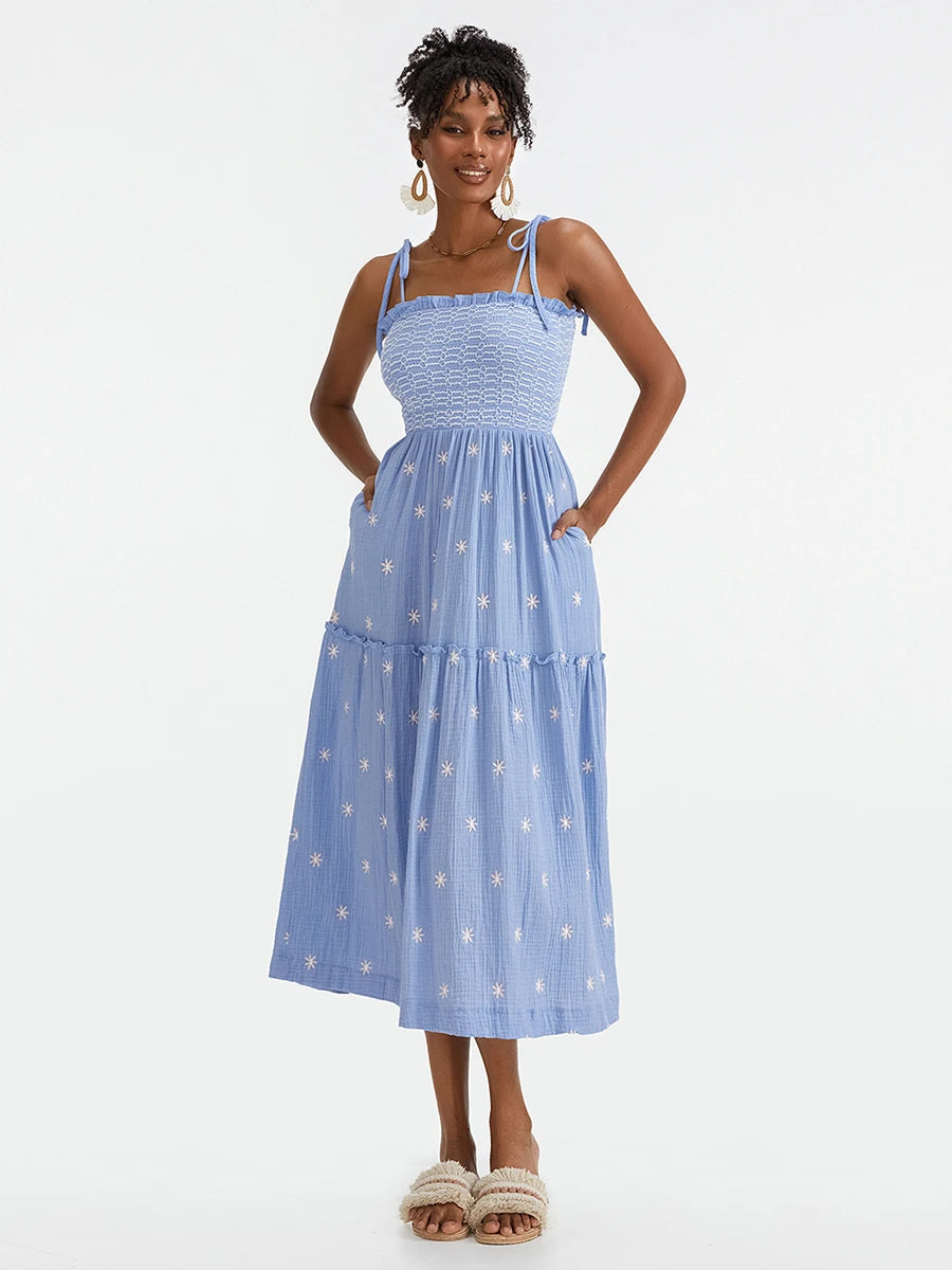 Gracefully Styled Dress for Any Occasion