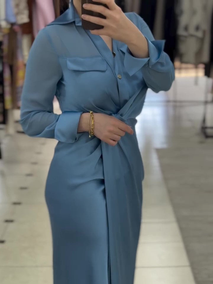 Sophisticated Dress with a Clean Classic Look