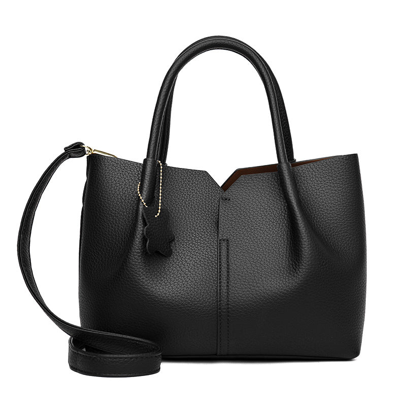 Gracefully Styled Bag for Any Occasion