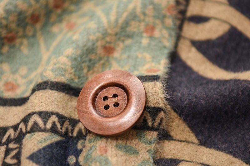 Gracefully Styled Cardigan for Any Occasion
