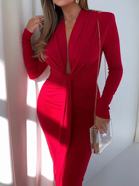 Effortlessly Elegant Dress with a Timeless Design