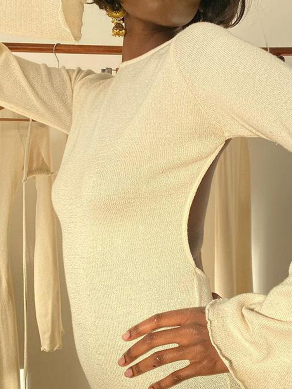 Effortlessly Elegant Dress with a Timeless Design