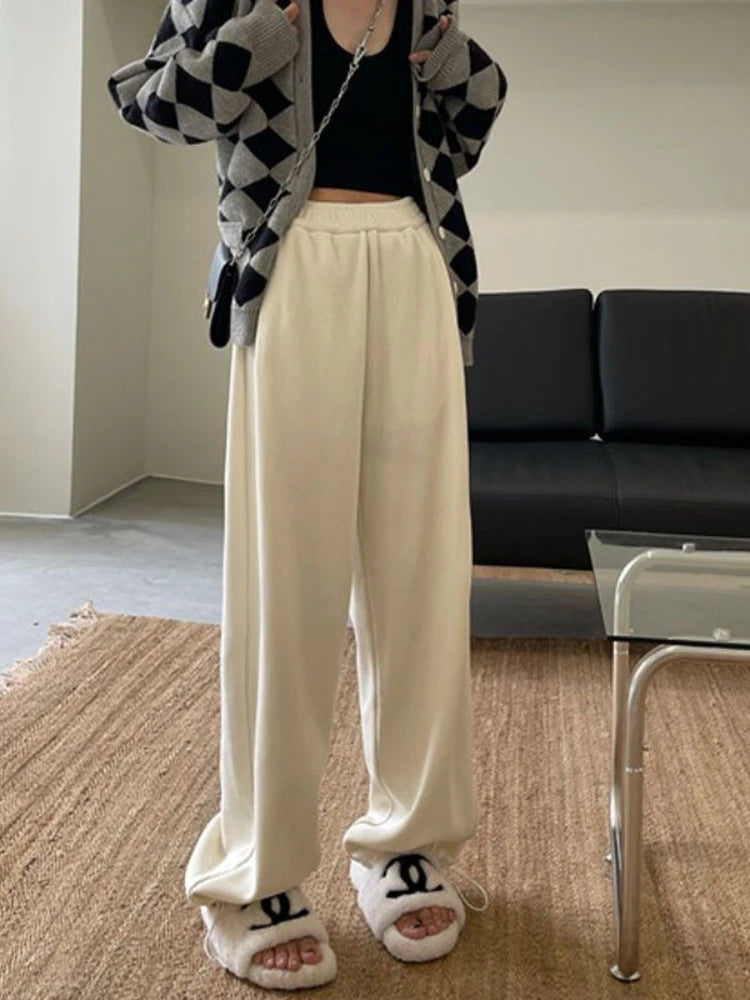 Polished Pants with an Effortless Classic Look