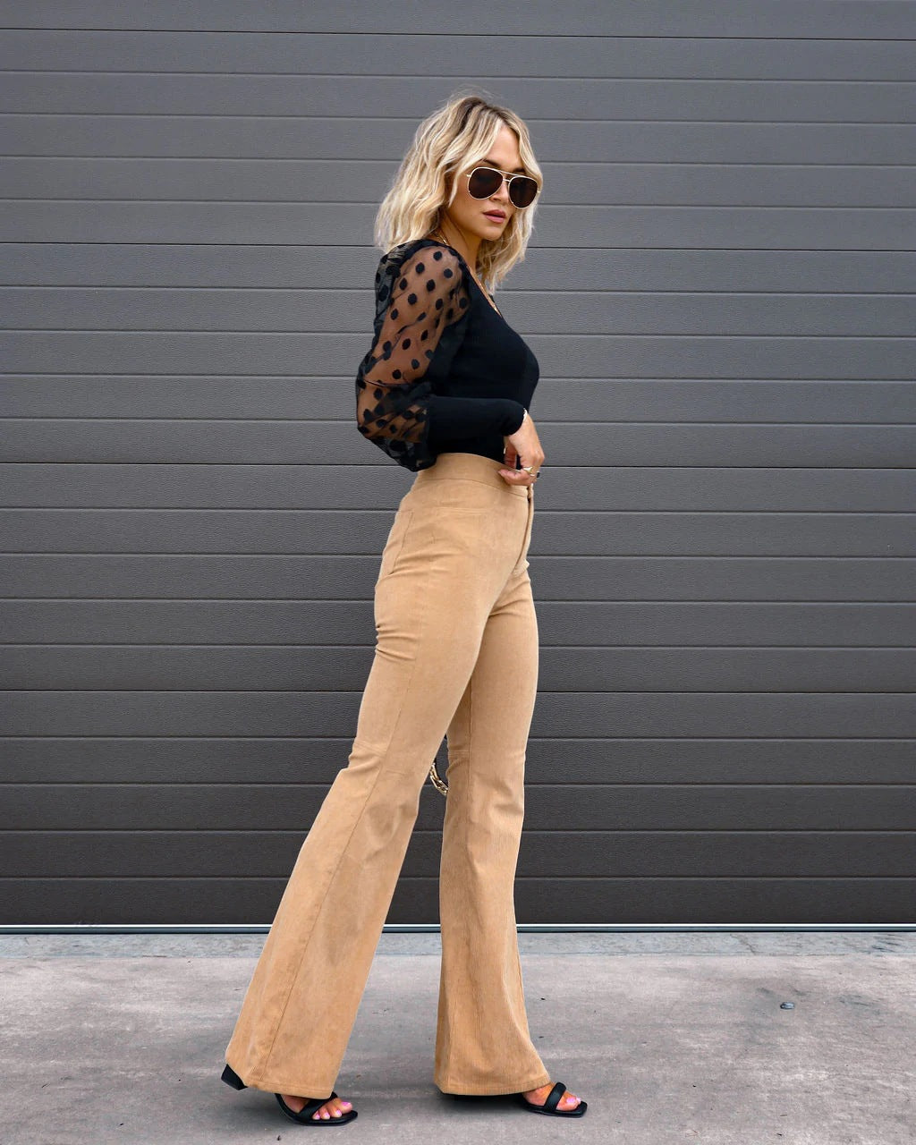 Sophisticated Pants with a Clean Classic Look