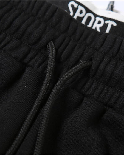 Beautifully Finished Pants in a Timeless Design