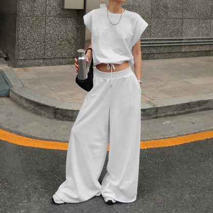 Well Tailored Pullover with a Graceful Silhouette