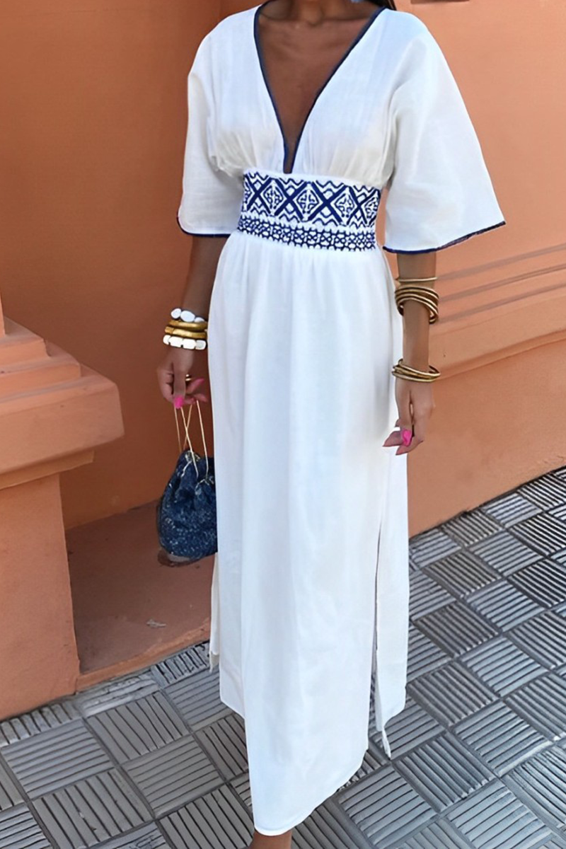 Gracefully Styled Dress for Any Occasion