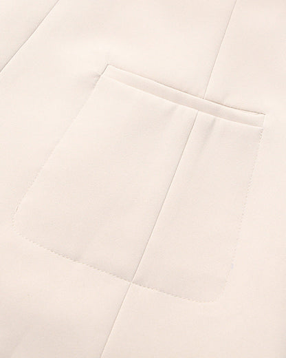 Well Tailored Dress with a Graceful Silhouette