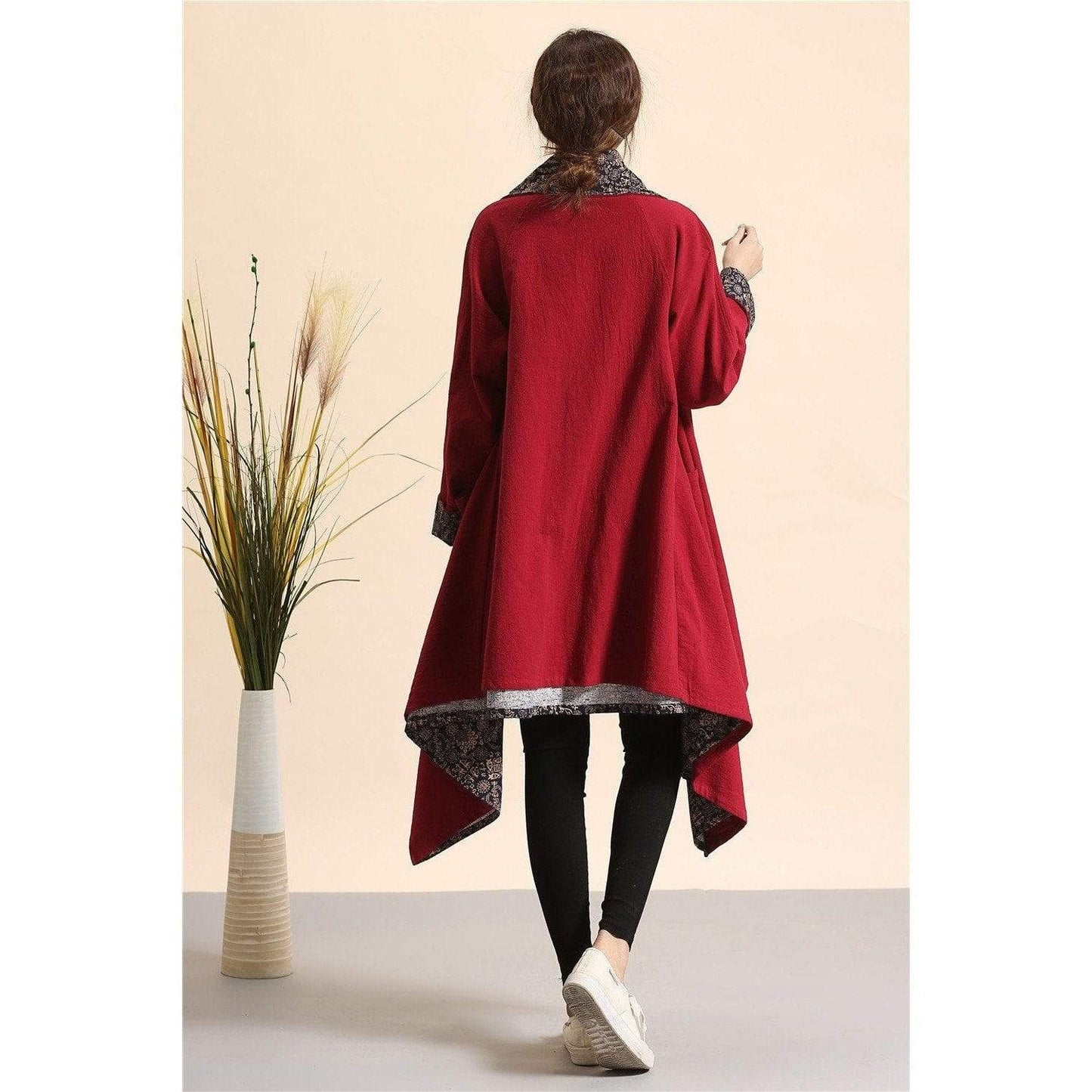 Effortlessly Elegant Cardigan with a Timeless Design