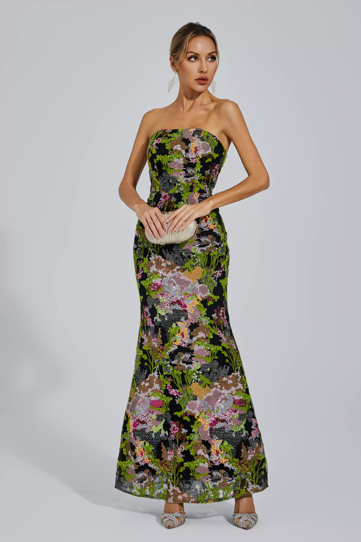 Classic Vintage & Enduringly Stylish Dress