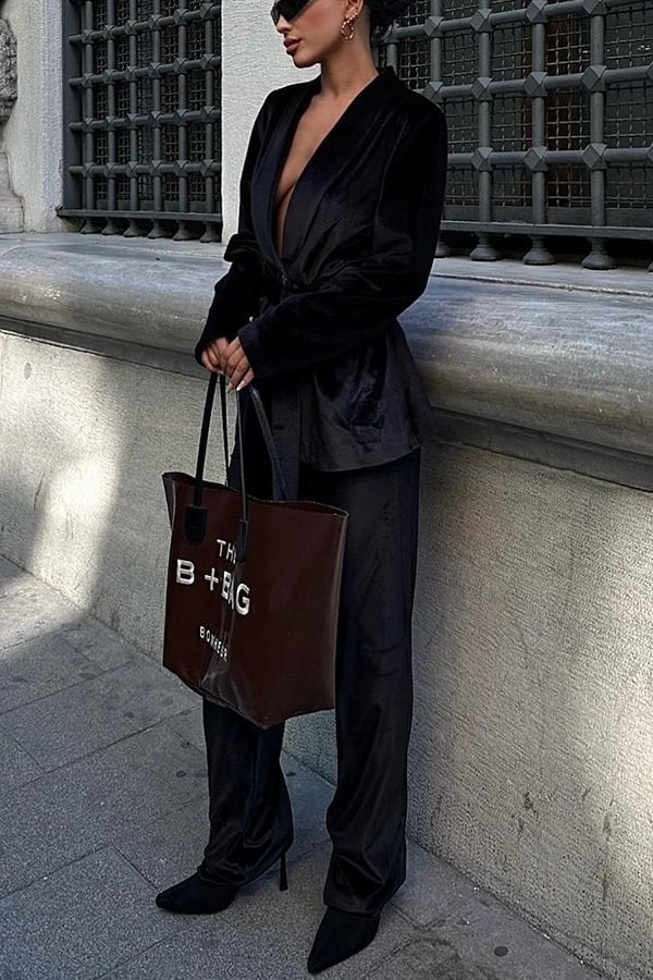 Classic Vintage Pants with a Flattering Fit