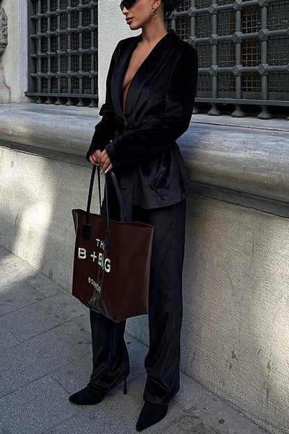 Classic Vintage Pants with a Flattering Fit