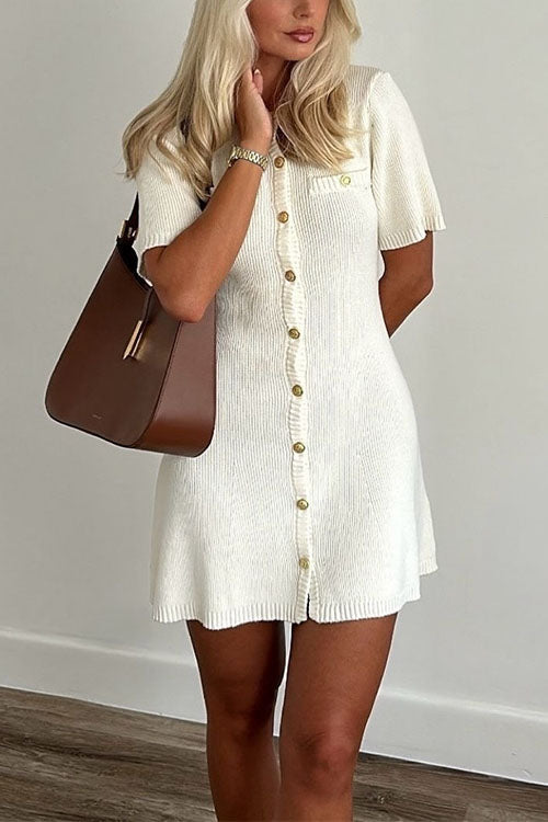 Beautifully Finished Dress in a Timeless Design