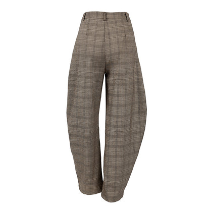 Classic Vintage Pants with a Flattering Fit