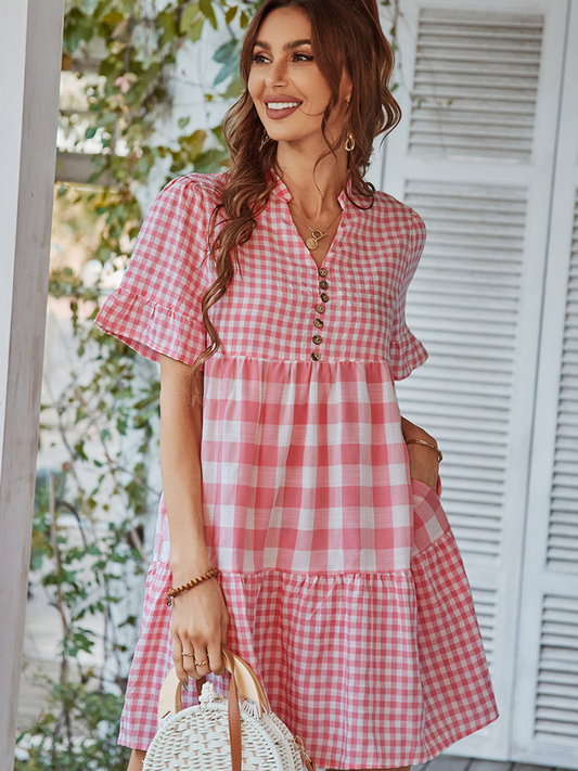 Effortlessly Elegant Dress with a Timeless Design