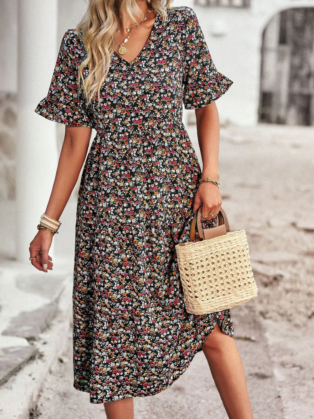 Polished Dress with an Effortless Classic Look