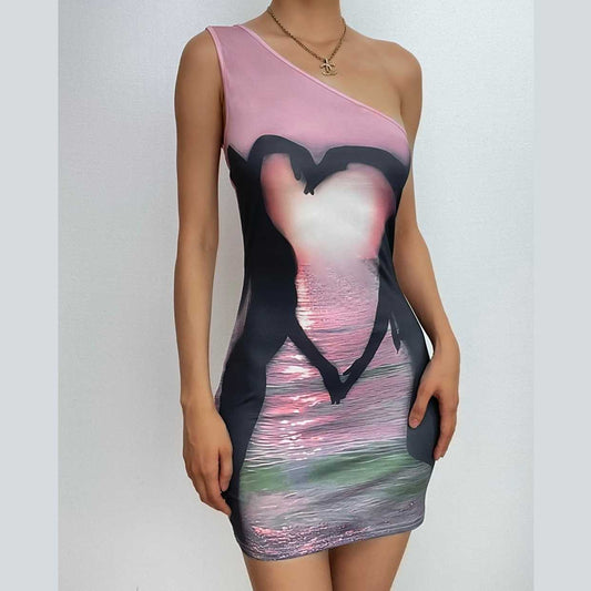Well Tailored Dress with a Graceful Silhouette