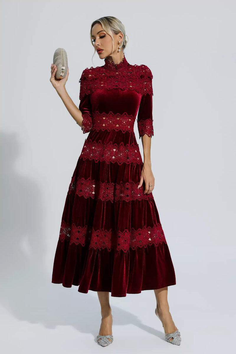 Gracefully Styled Dress for Any Occasion