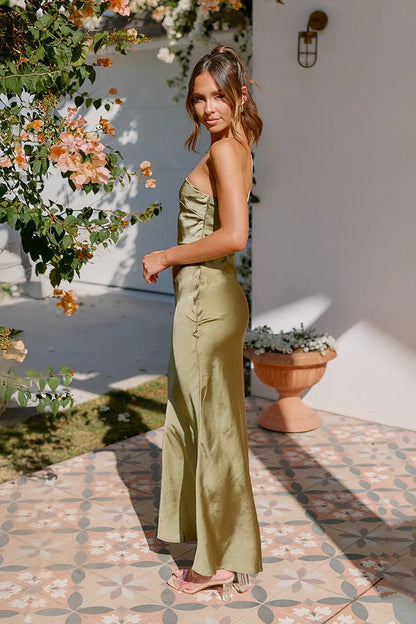 Sophisticated Dress with a Clean Classic Look