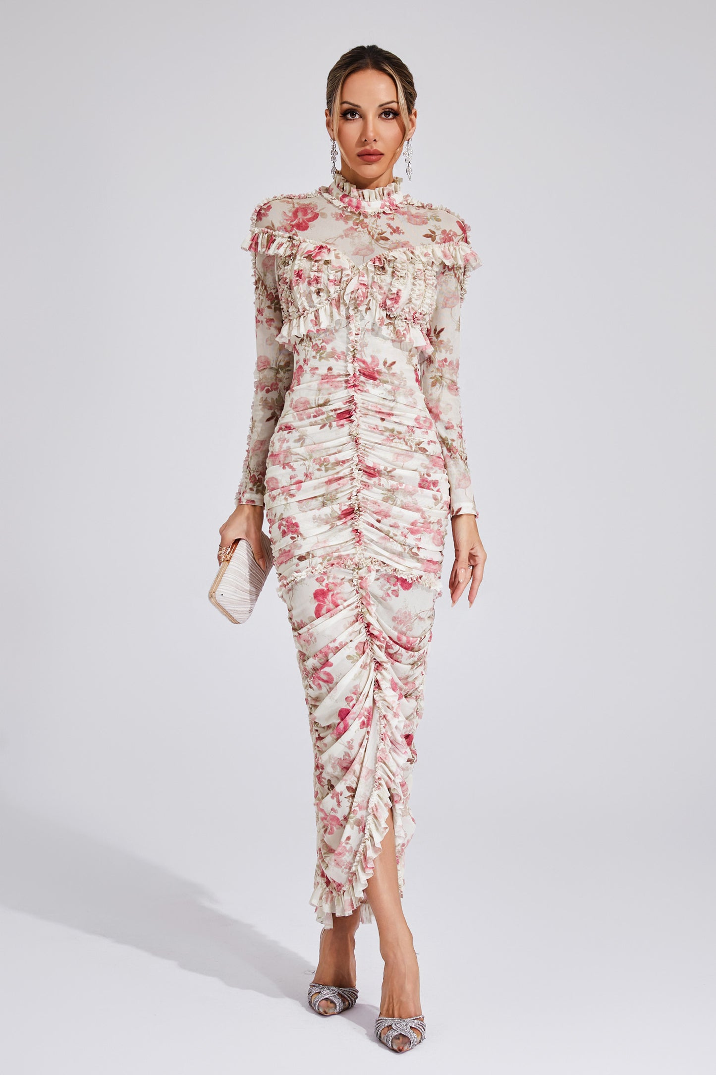 Beautifully Crafted Dress in a Classic Style