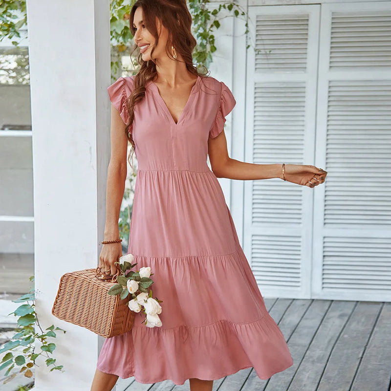 Beautifully Finished Dress in a Timeless Design