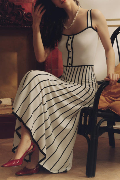 Polished Dress with an Effortless Classic Look