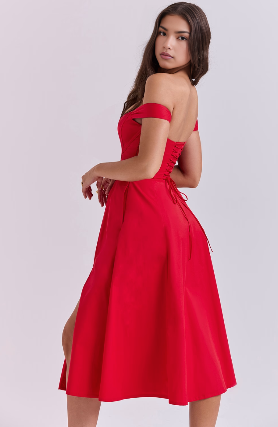 Beautifully Finished Dress in a Timeless Design