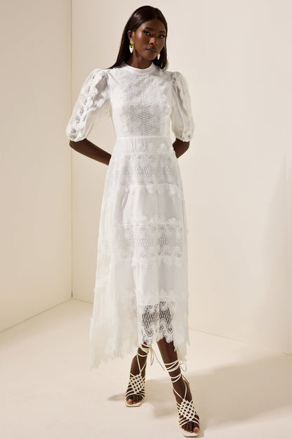 Beautifully Crafted Dress in a Classic Style