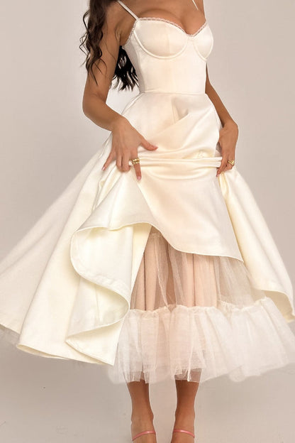 Gracefully Styled Dress for Any Occasion
