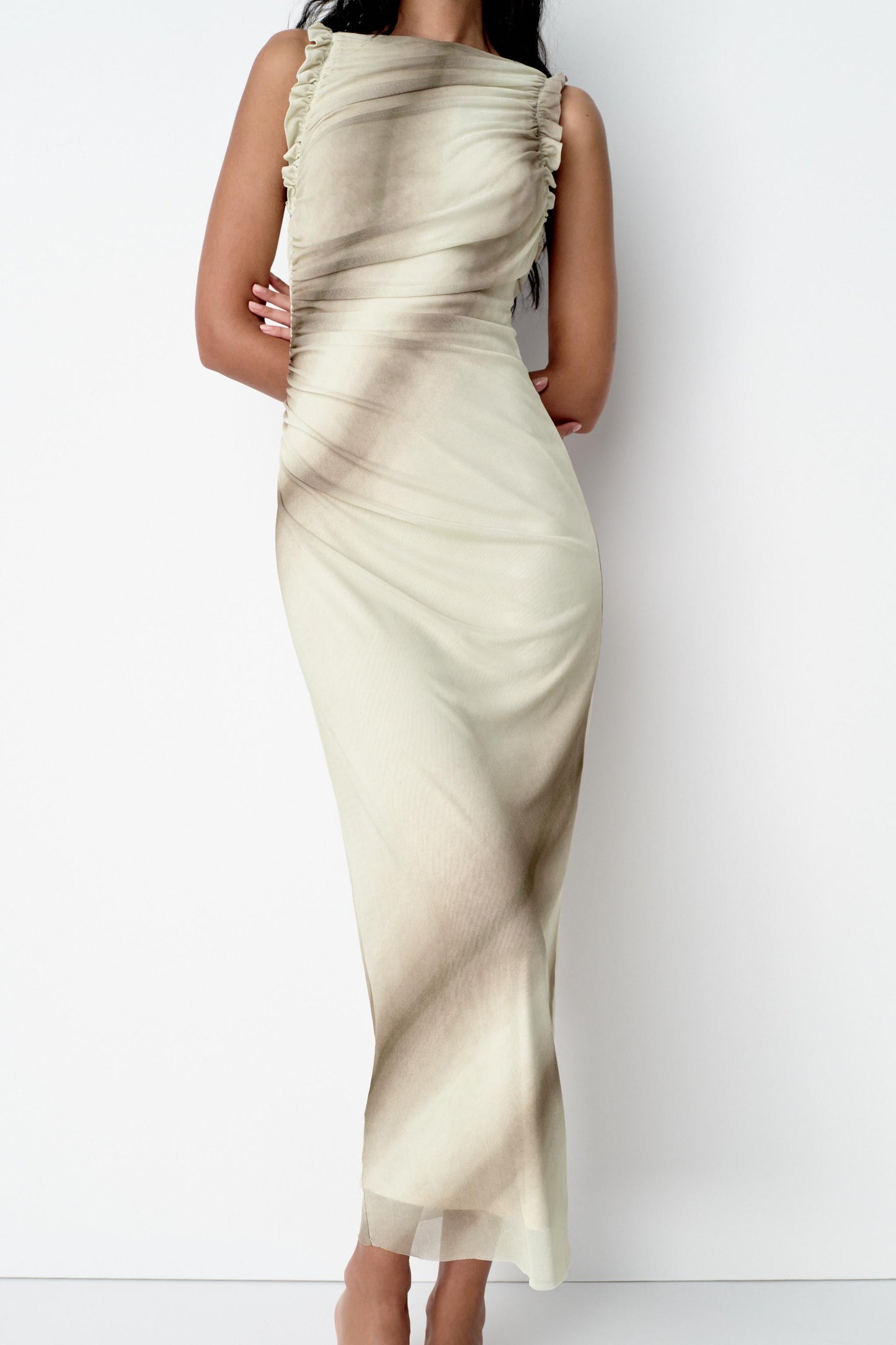 Classic Vintage Dress with a Flattering Fit
