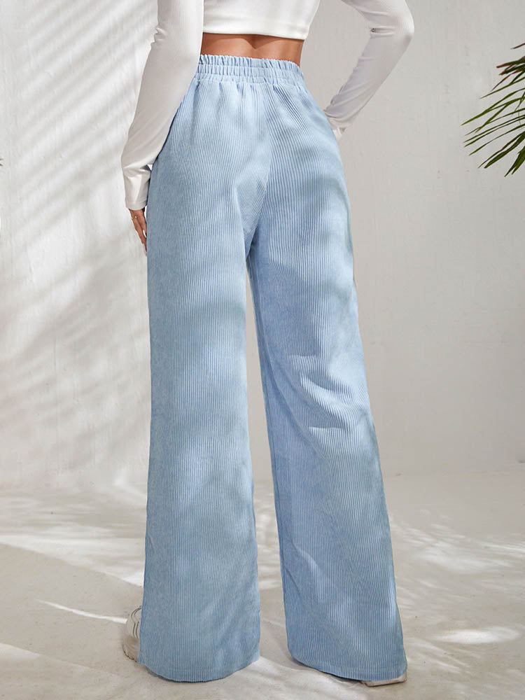 Classic Vintage Pants with a Flattering Fit