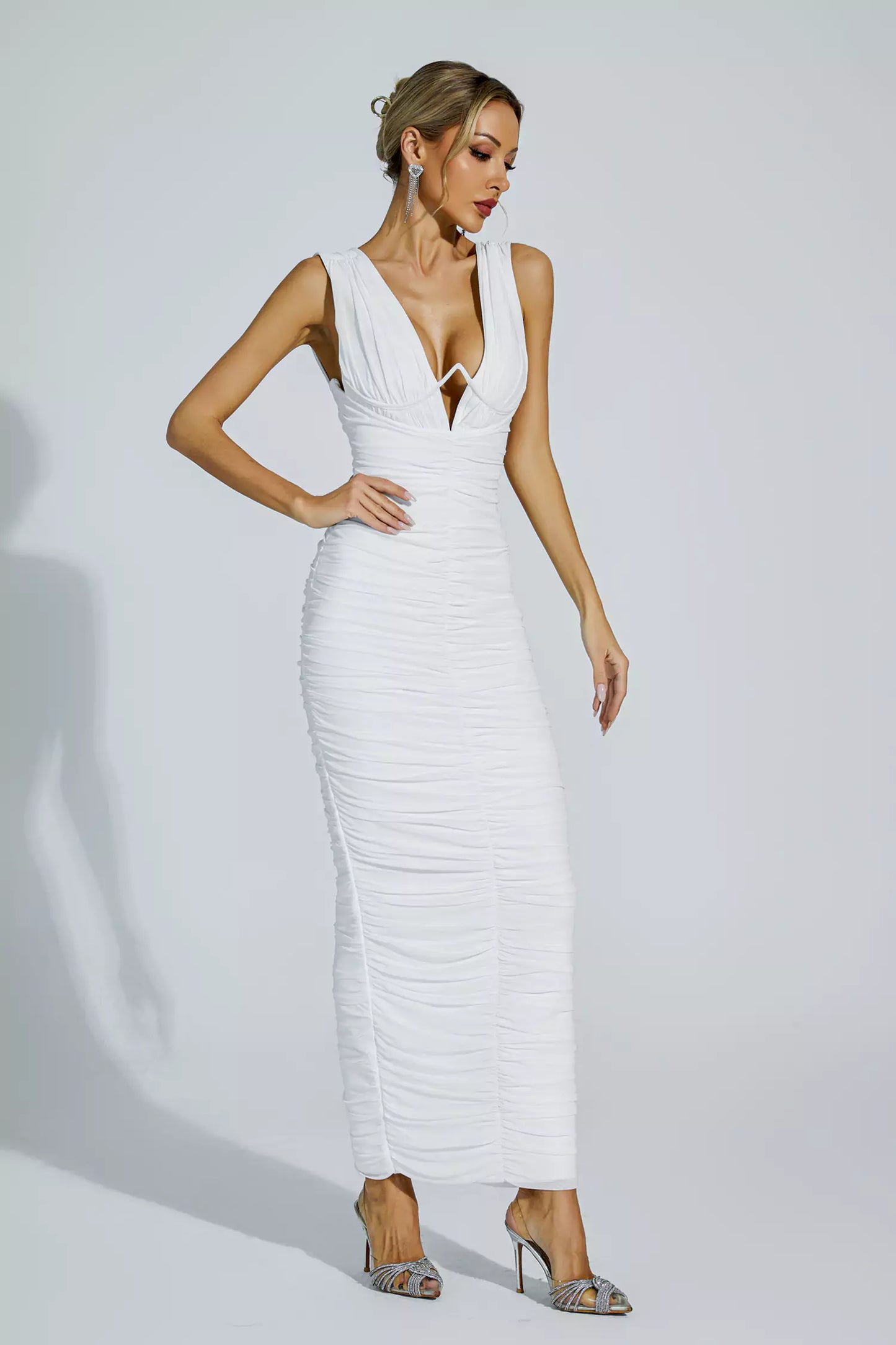 Polished Dress with an Effortless Classic Look