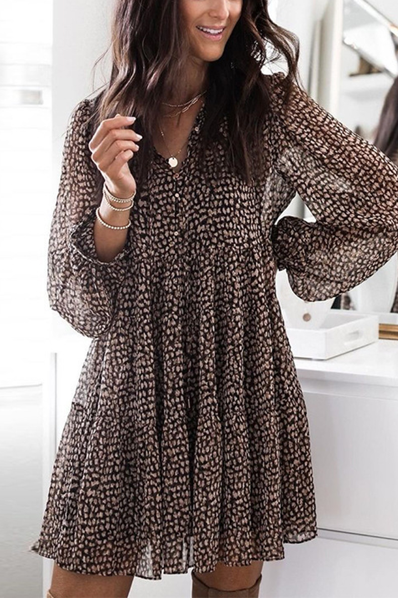 Sophisticated Dress with a Clean Classic Look