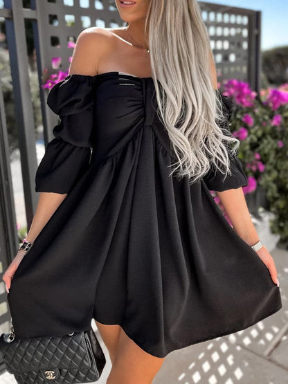 Well Tailored Dress with a Graceful Silhouette