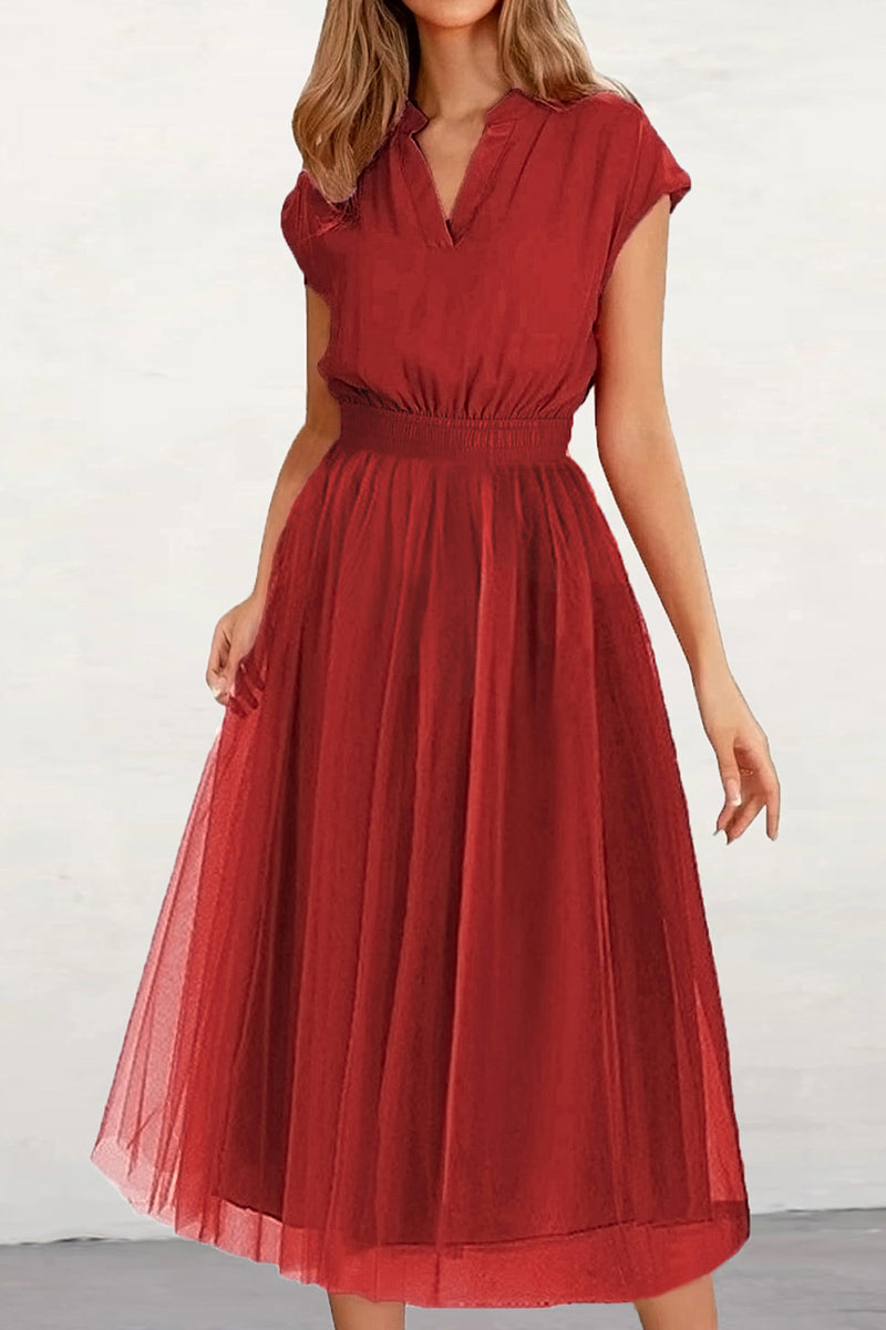 Effortlessly Elegant Dress with a Timeless Design