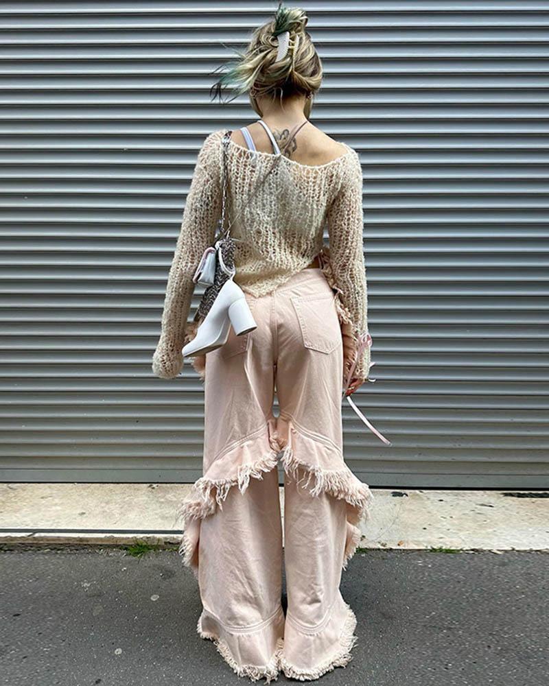Effortlessly Elegant Pants with a Timeless Design