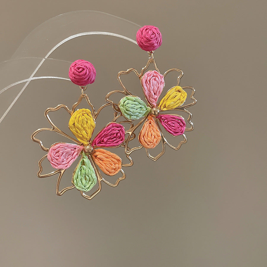 Beautiful Silver Earring with Unique Style