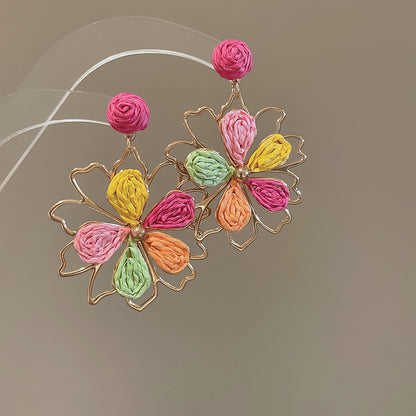 Beautiful Silver Earring with Unique Style