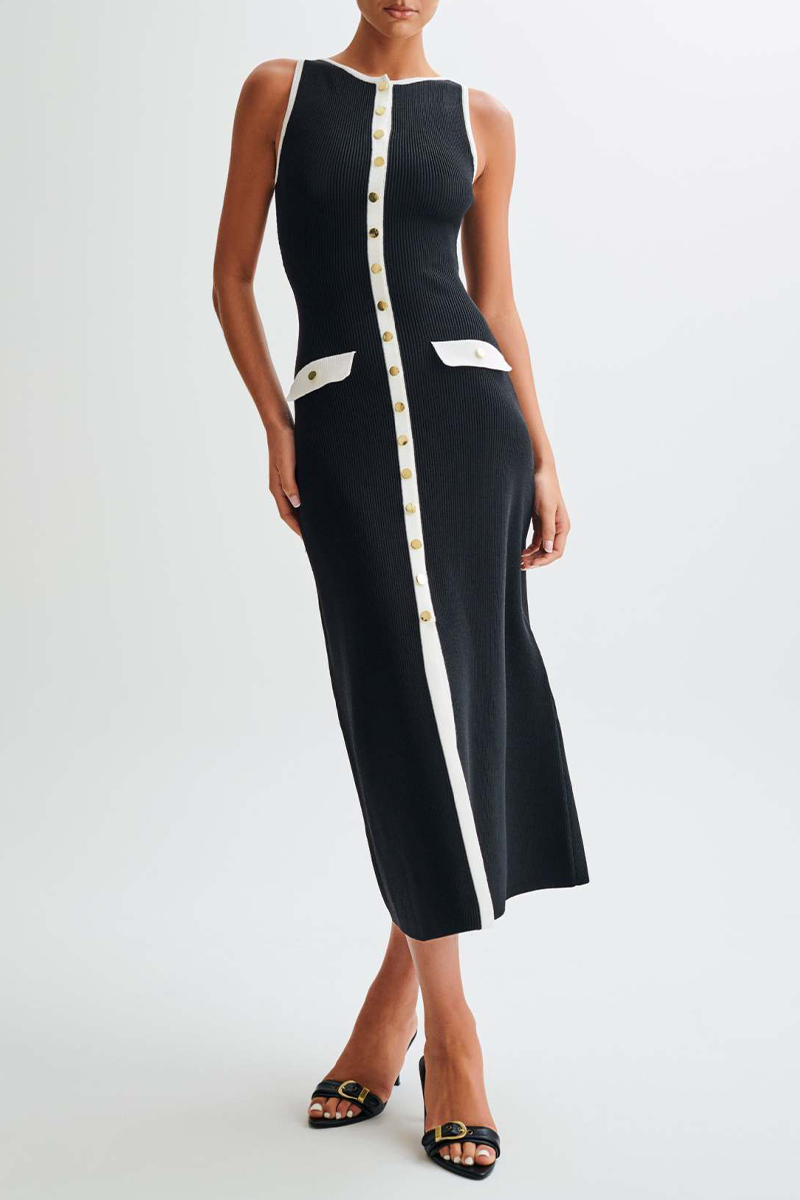 Classic Vintage Dress with a Flattering Fit