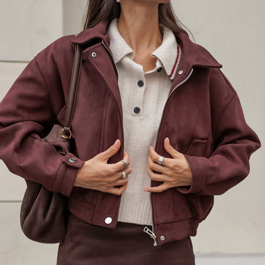 Well Tailored Coat with a Graceful Silhouette