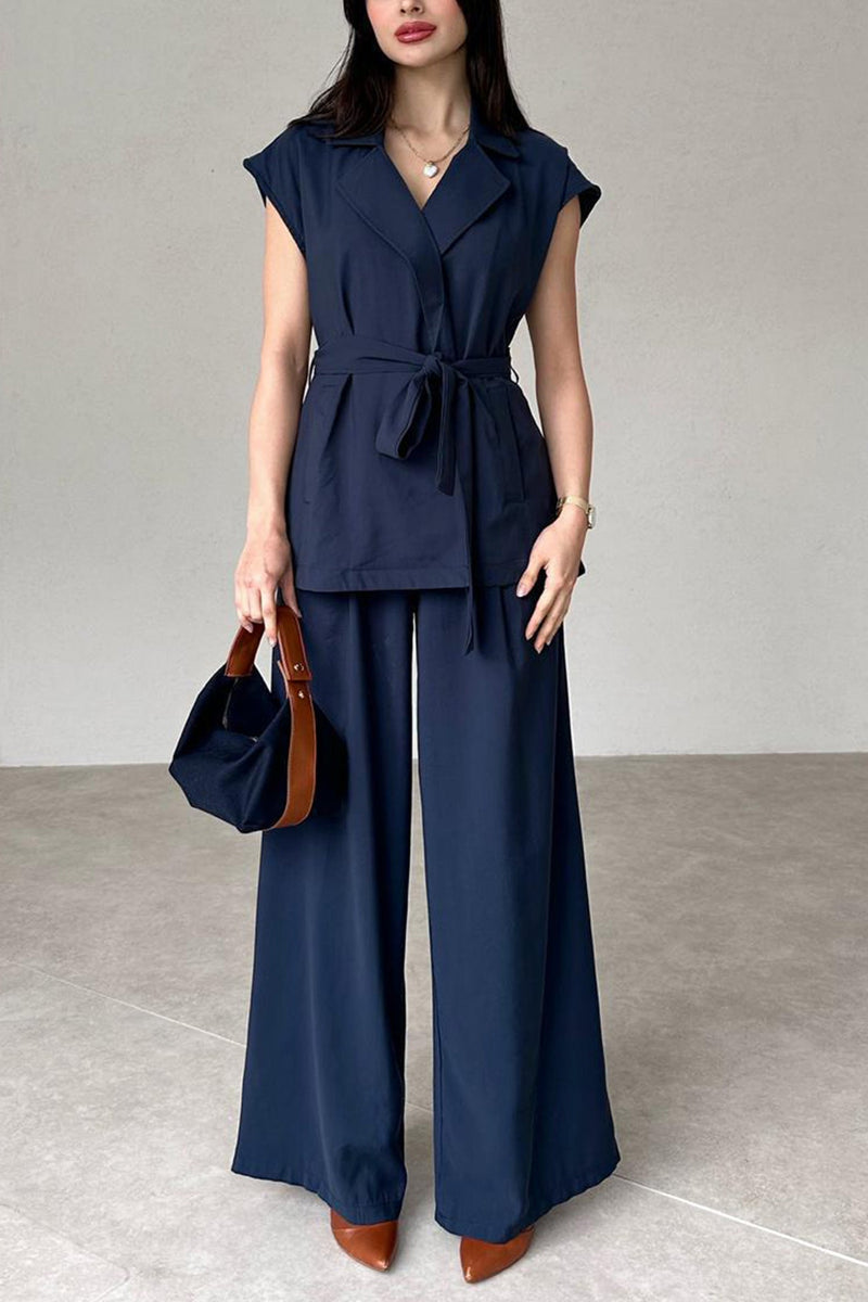 Classic Vintage Pants with a Flattering Fit