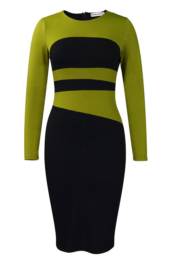 Classic Vintage Dress with a Flattering Fit
