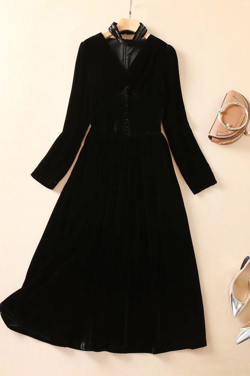 Polished Dress with an Effortless Classic Look
